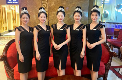 华纳公司客服团队合影
